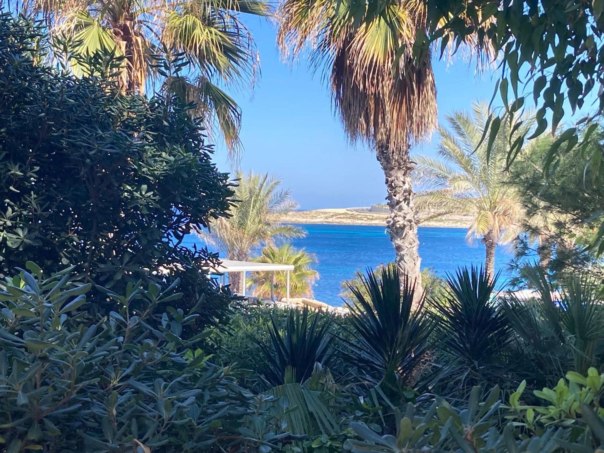 Sunrise Bay Apartments - Frontline Sea Views San Pawl il-Baħar Zewnętrze zdjęcie